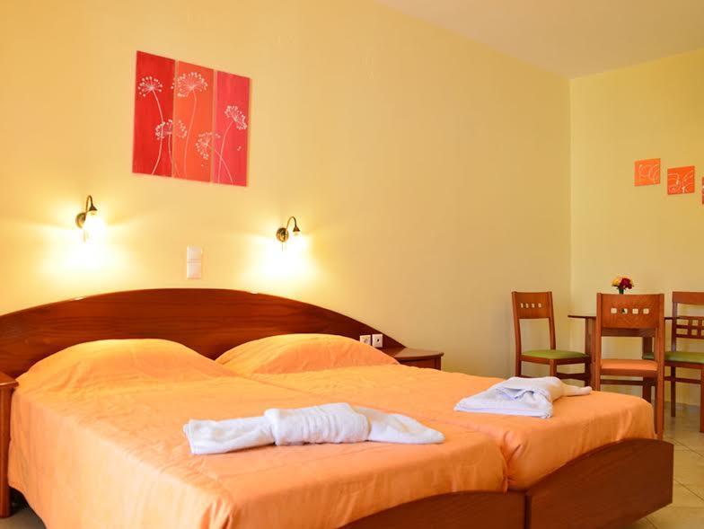 Kosmos Hotel Agios Stefanos Avliotes  Dış mekan fotoğraf